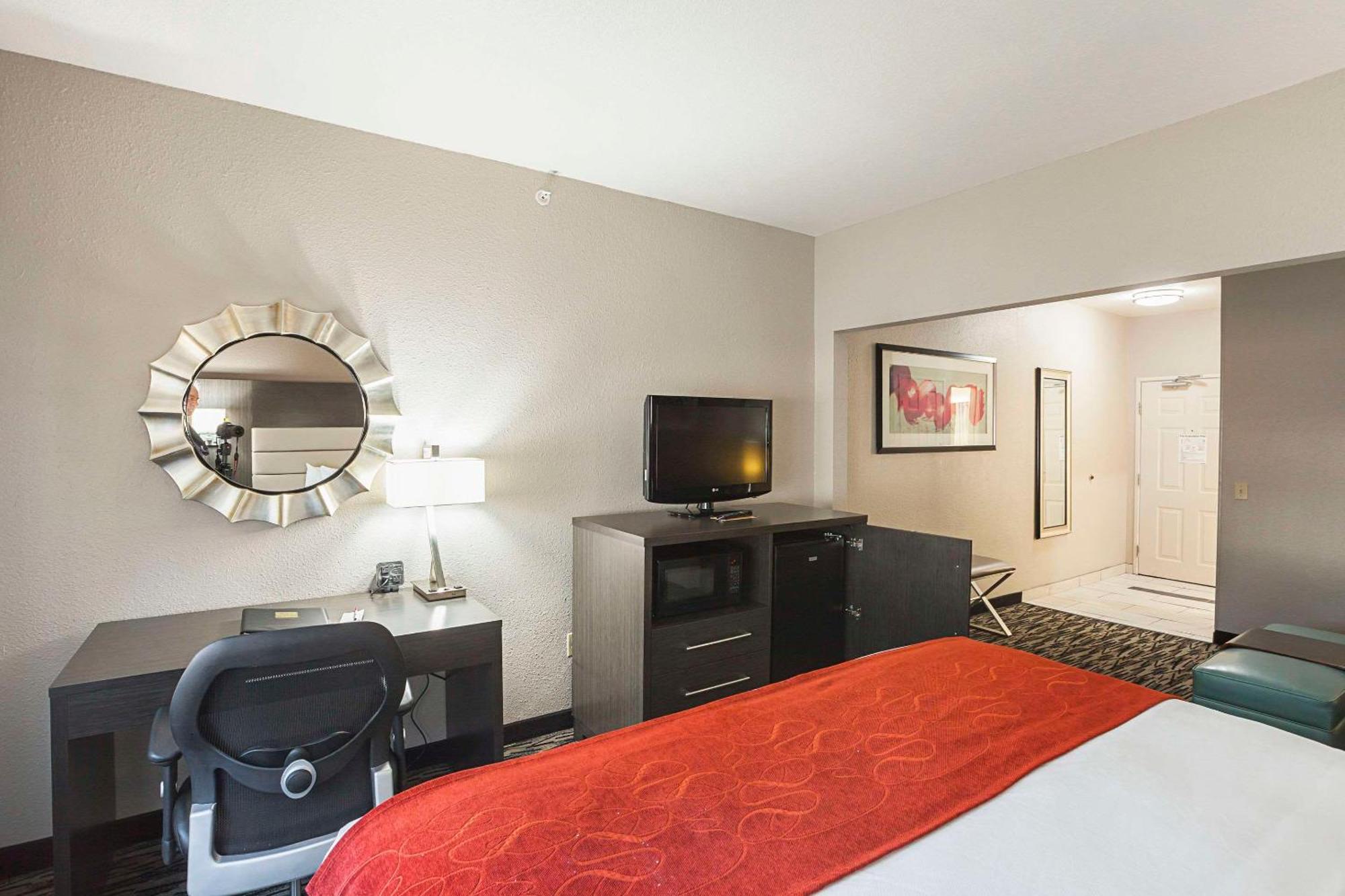 Comfort Suites Lewisville Exteriér fotografie